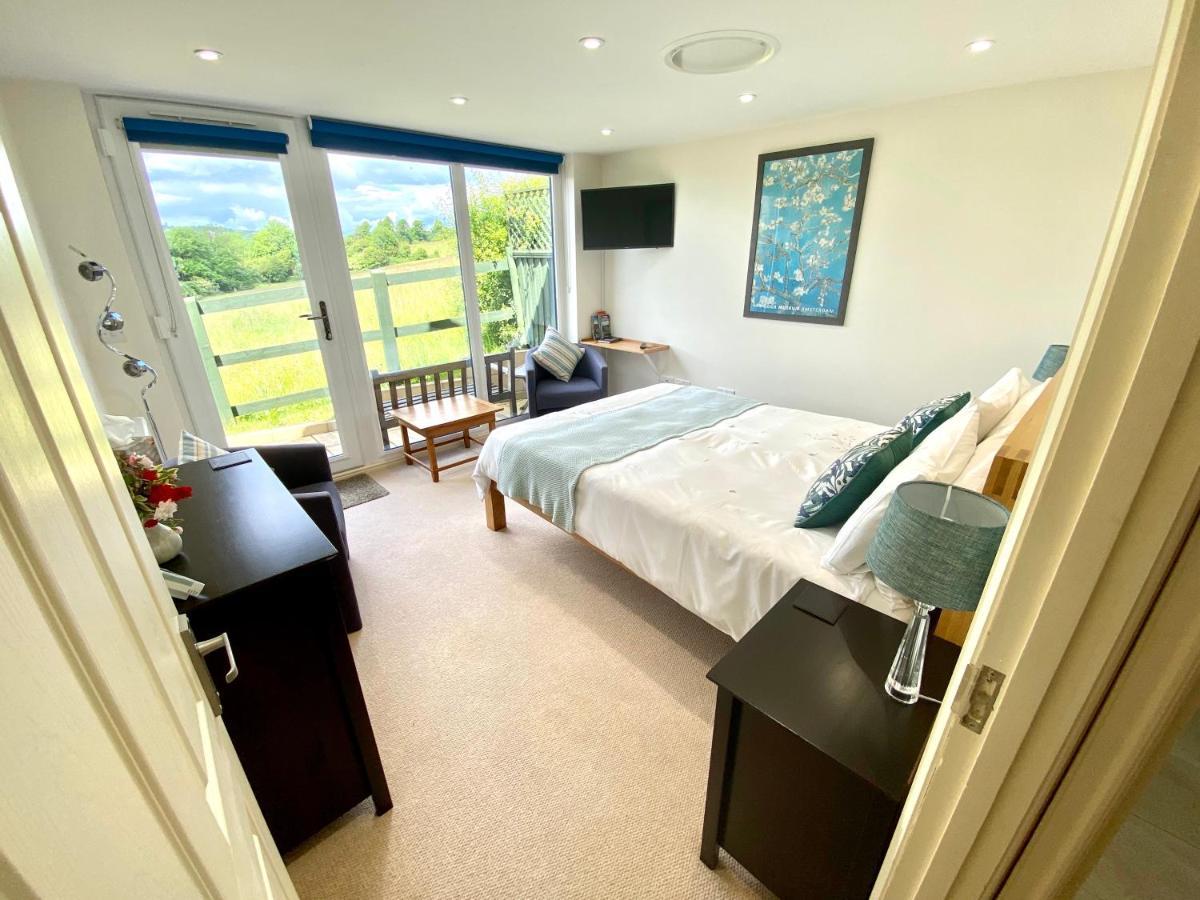 A Secluded Self Contained Country Suite With A View - Parking, Easy Access To Bath Corsham Ngoại thất bức ảnh